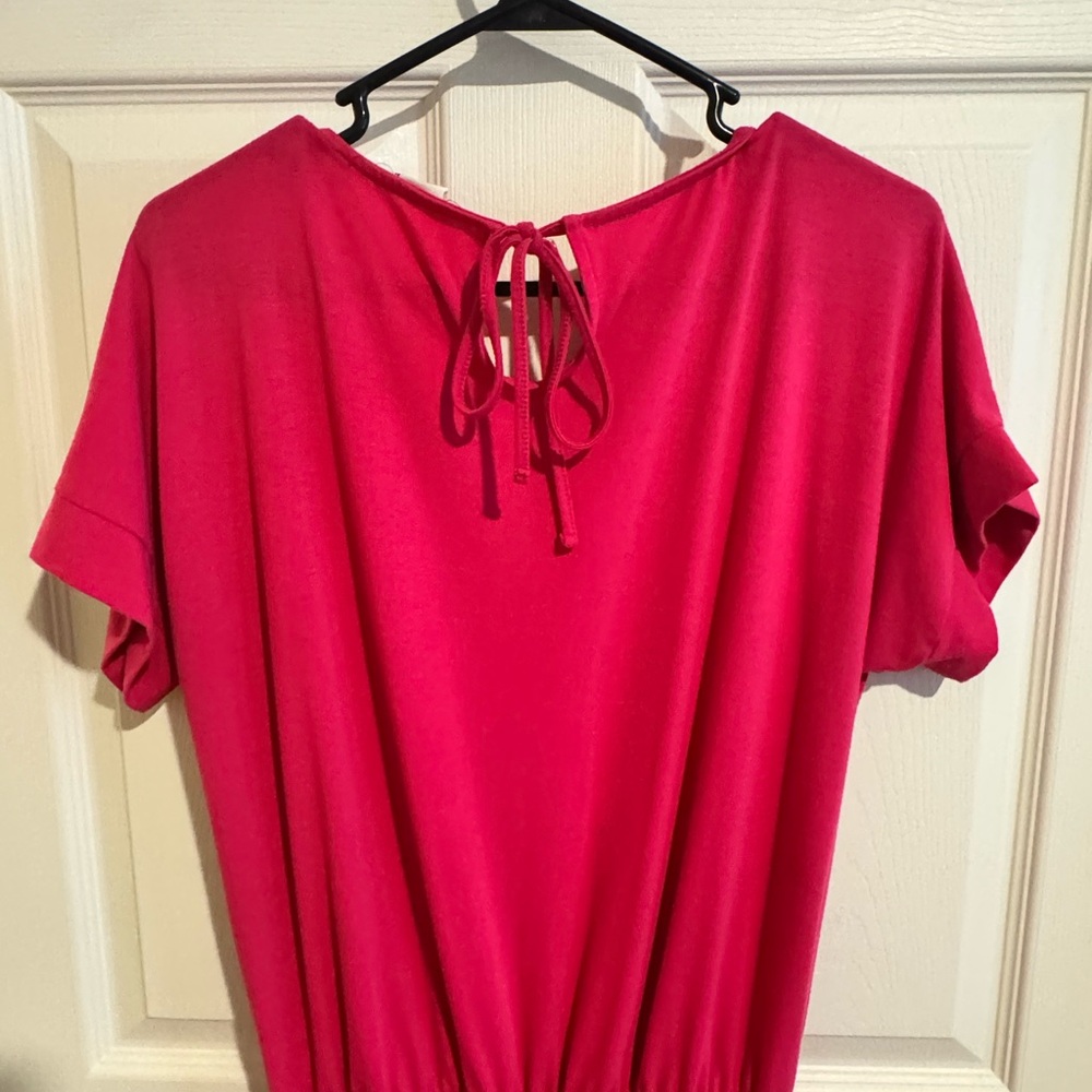 Zenana Fuchsia Short Sleeve Romper! - Picture 4 of 5